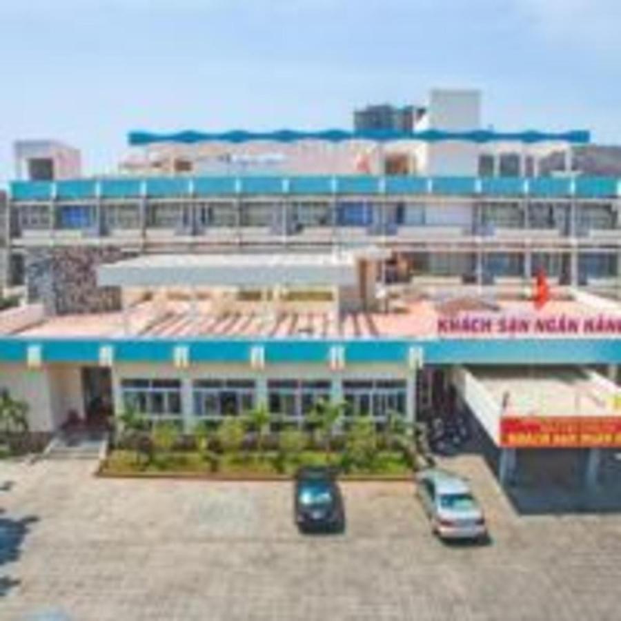 Khach San Ngan Hang - Bank Hotel Вунгтау Экстерьер фото